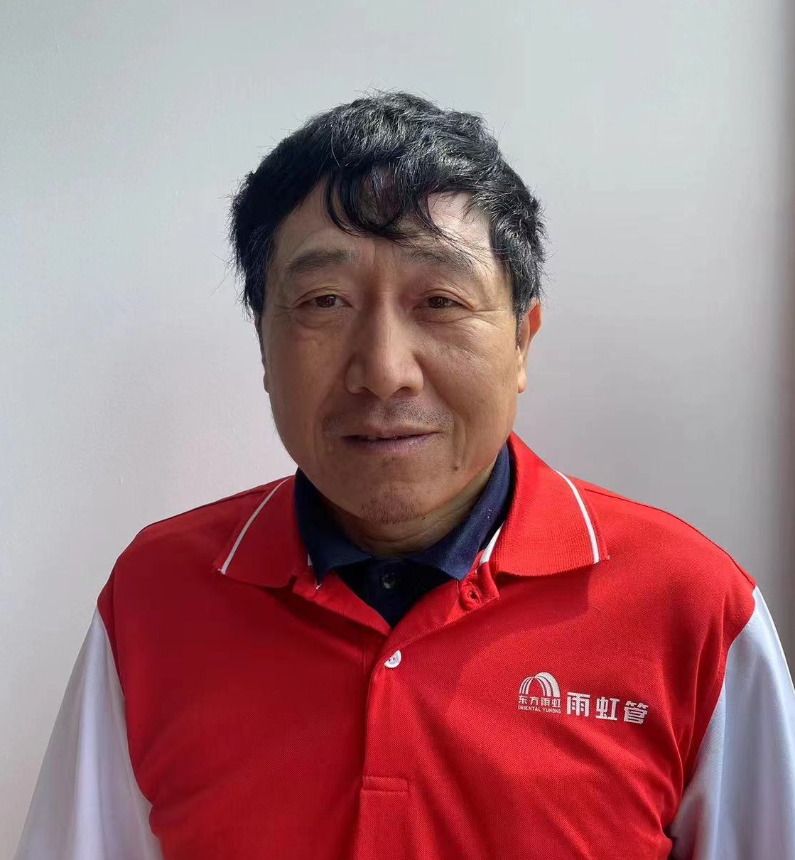 周登江